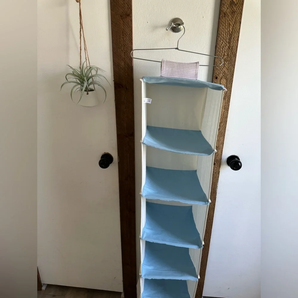 Blue Hanging 7 Cube Closet Organizer + Metal Hanger